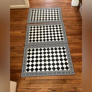 Black and White Checkered Vinyl  Floor Mats